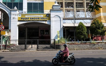 Pusat Grosir Solo Resmi Tutup Permanen, Pedagang Diminta Kosongkan Kios dalam Sepekan